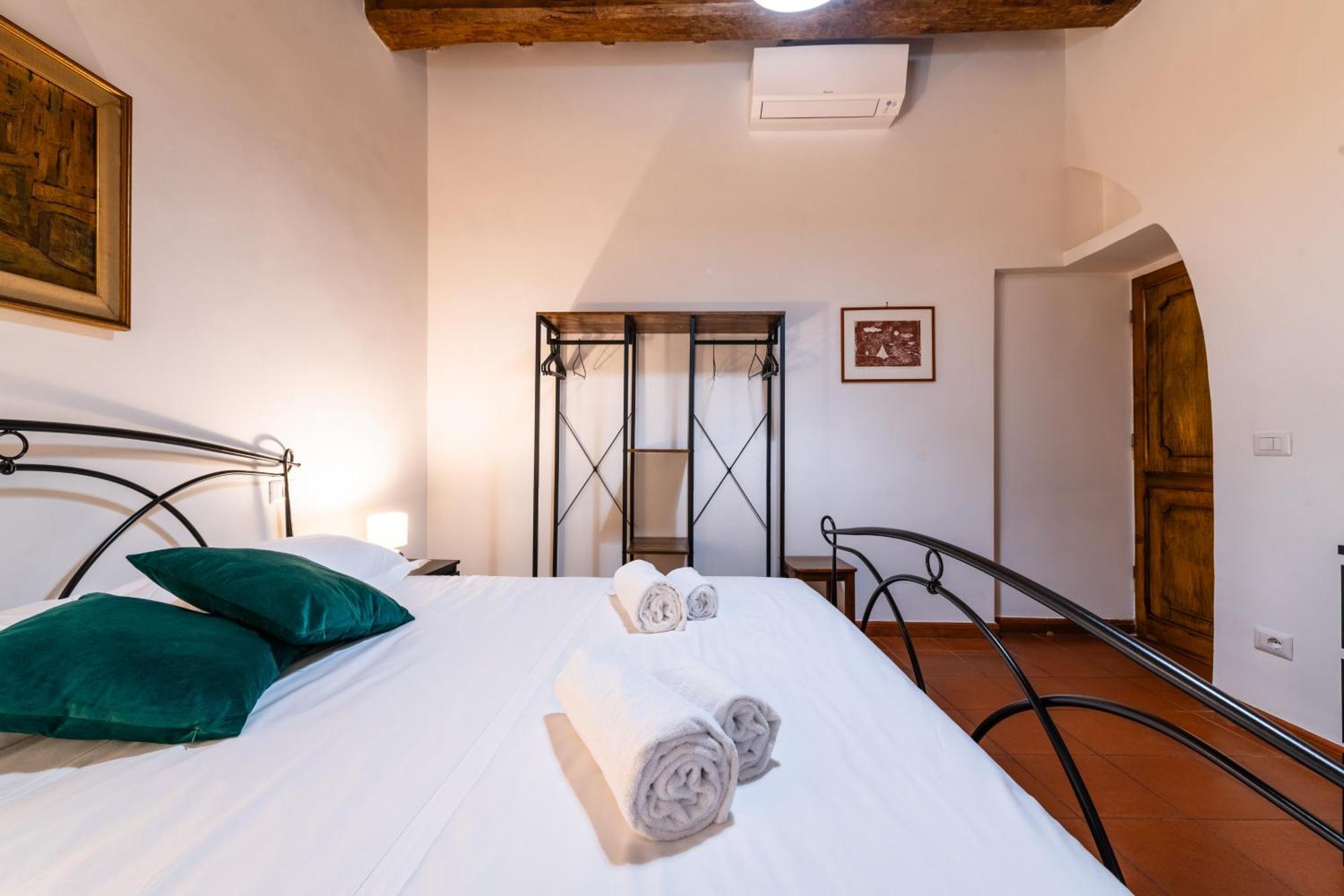 San Calisto Apartment Рим Экстерьер фото